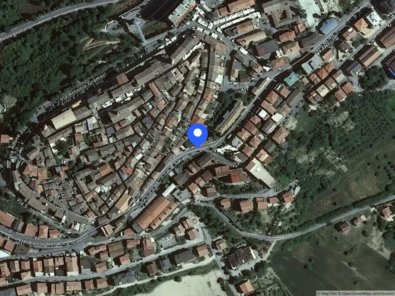 Fabbricato misto in Viale Felice Cavallotti, 63812 Montegranaro Fm, Italia 63812, Montegranaro, {3} - Foto 1