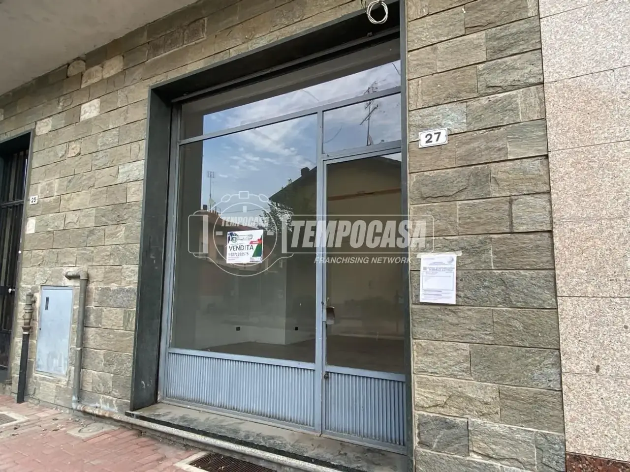 Negozio in Via Po 27, Brandizzo, {3} - Foto 2