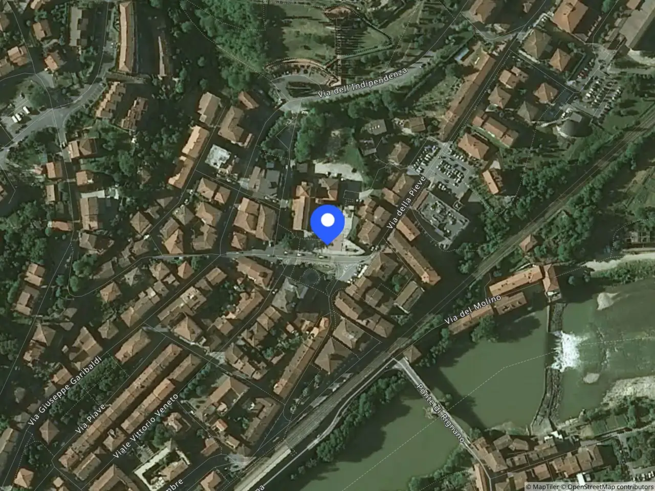 Fabbricato misto in Piazza XXV Aprile 27/E 27, Rignano Sull'Arno, {3} - Foto 1