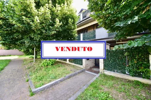 Zweizimmerwohnung in Via  Vivaldi 59, Caronno Pertusella - Foto 1