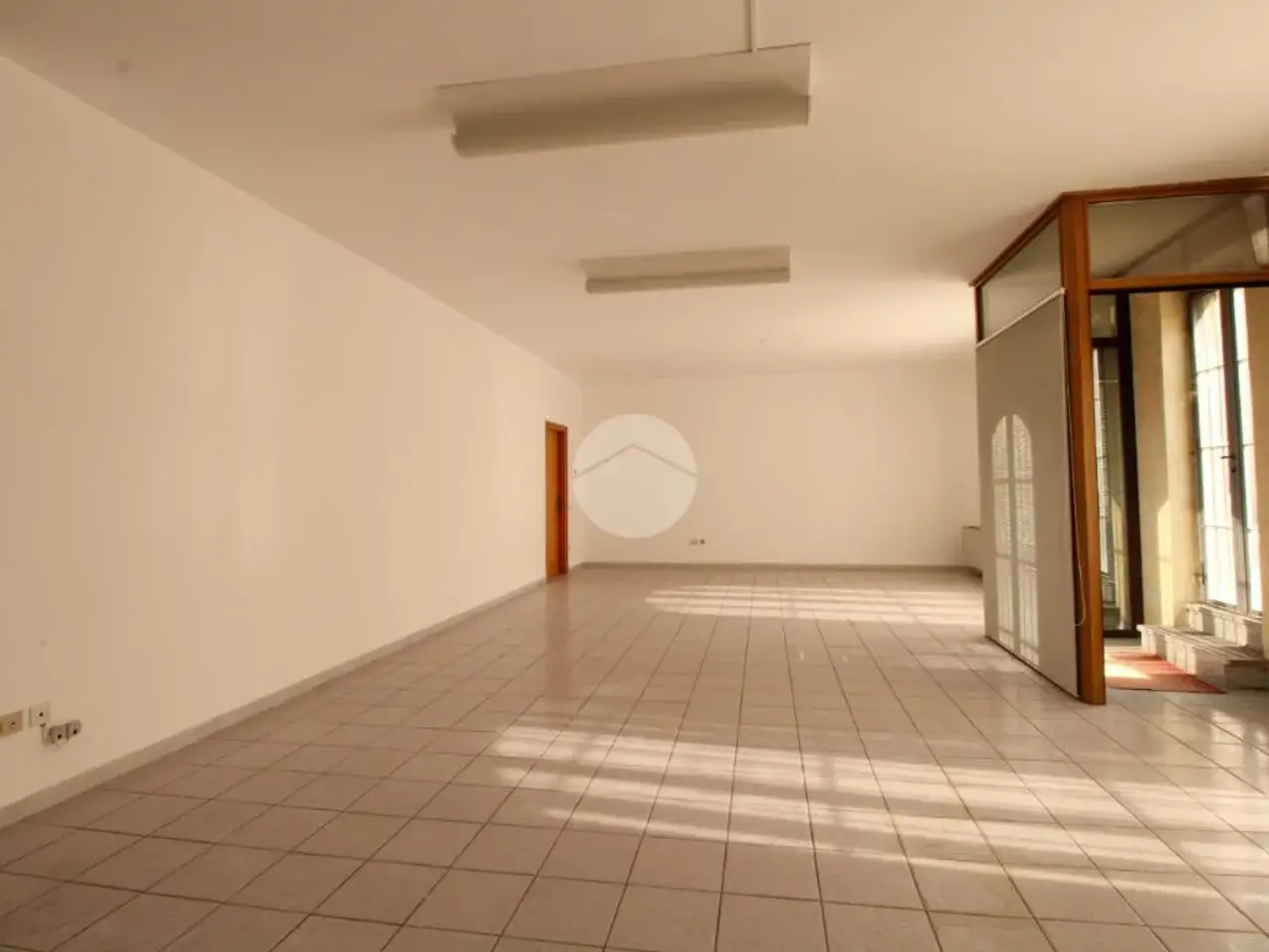 Negozio in Via Longobardica 1, Fara Gera D'Adda, {3} - Foto 2