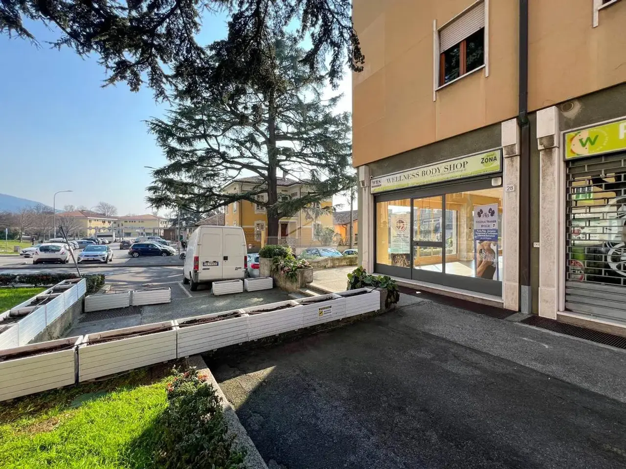 Negozio in Via Piave 28, Brescia, {3} - Foto 2