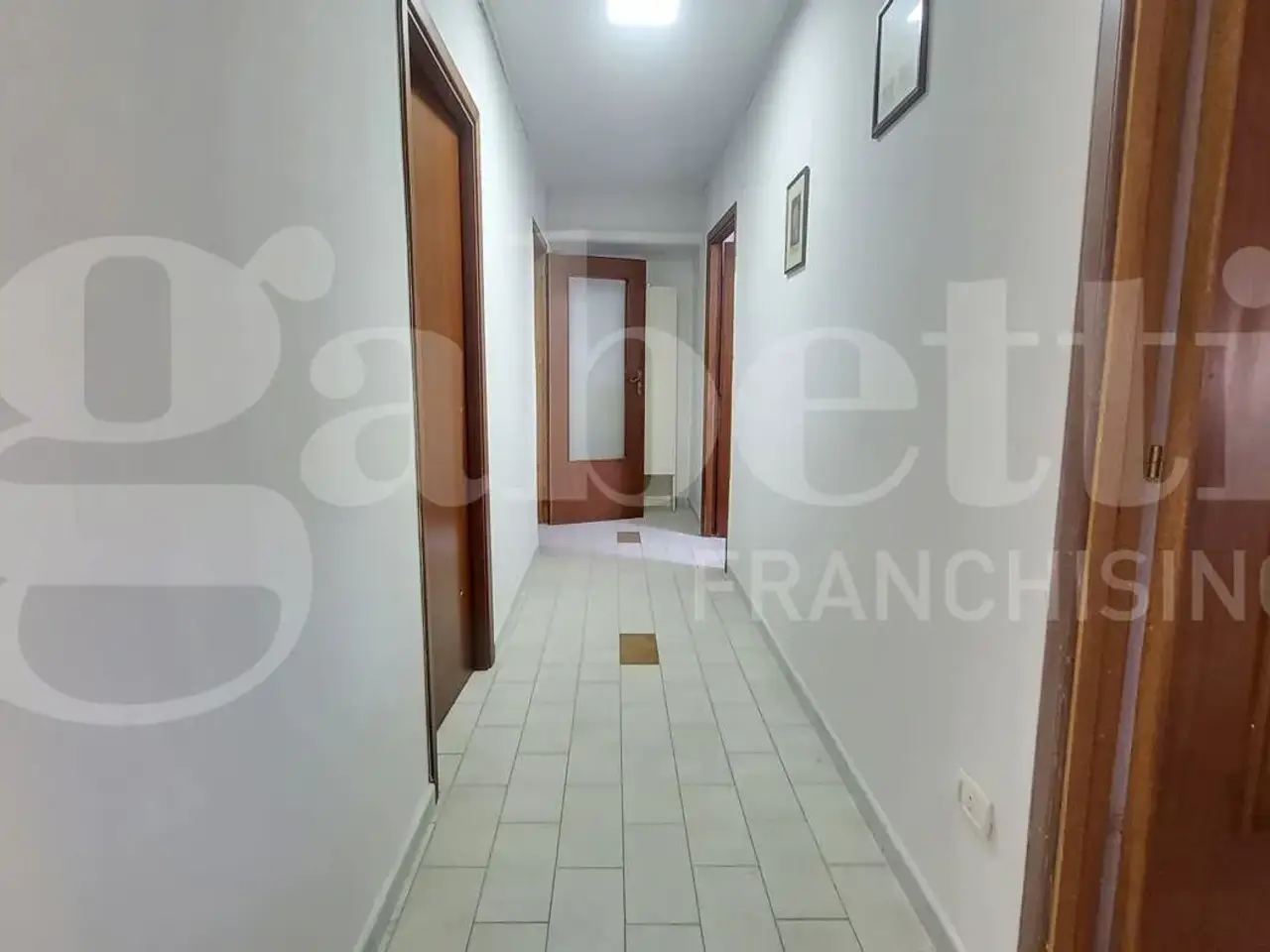 Ufficio in Contrada Pisciarelli , Pozzuoli, {3} - Foto 1