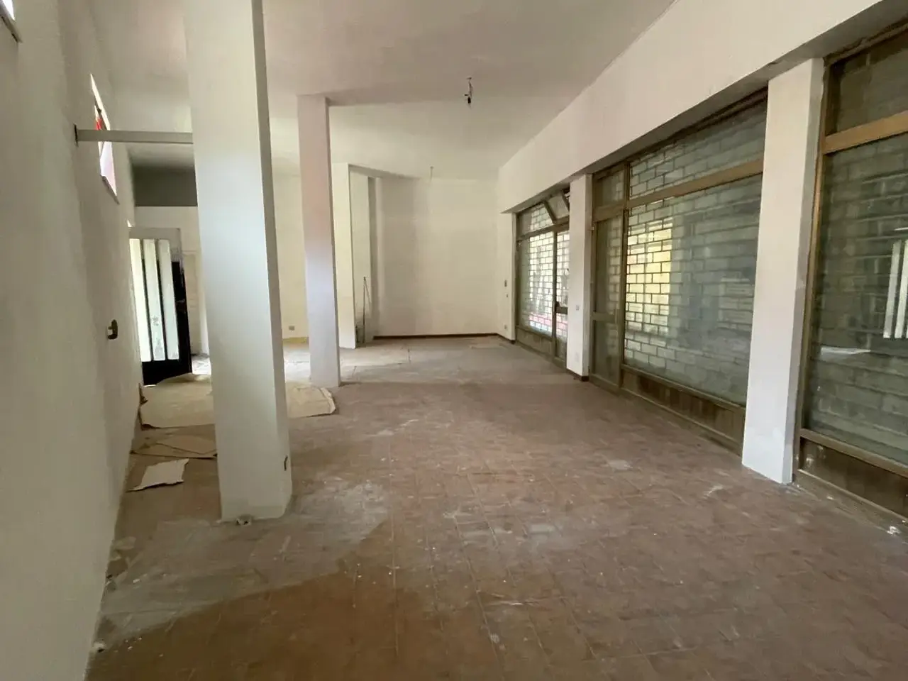 Negozio in Via Giuseppe Mazzini 16, Valperga, {3} - Foto 1