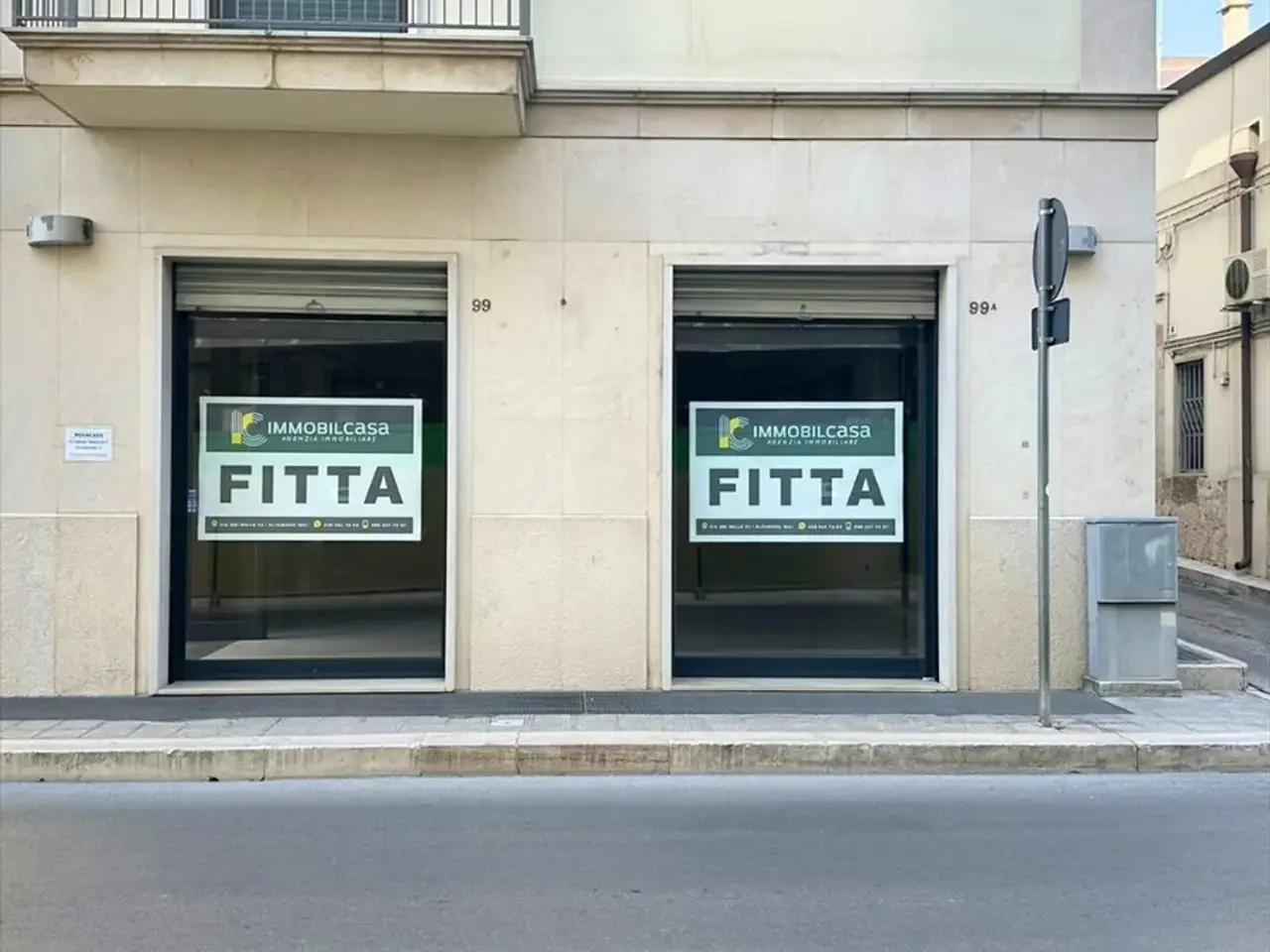 Locale commerciale in , Altamura, {3} - Foto 2