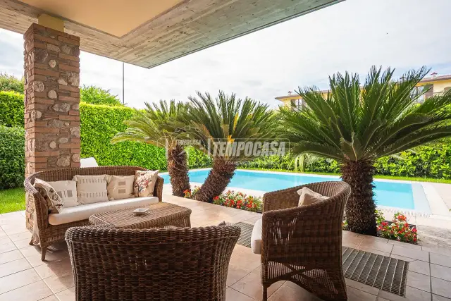 Villa in vendita, Via XX Settembre 49, Sirmione - Foto 1