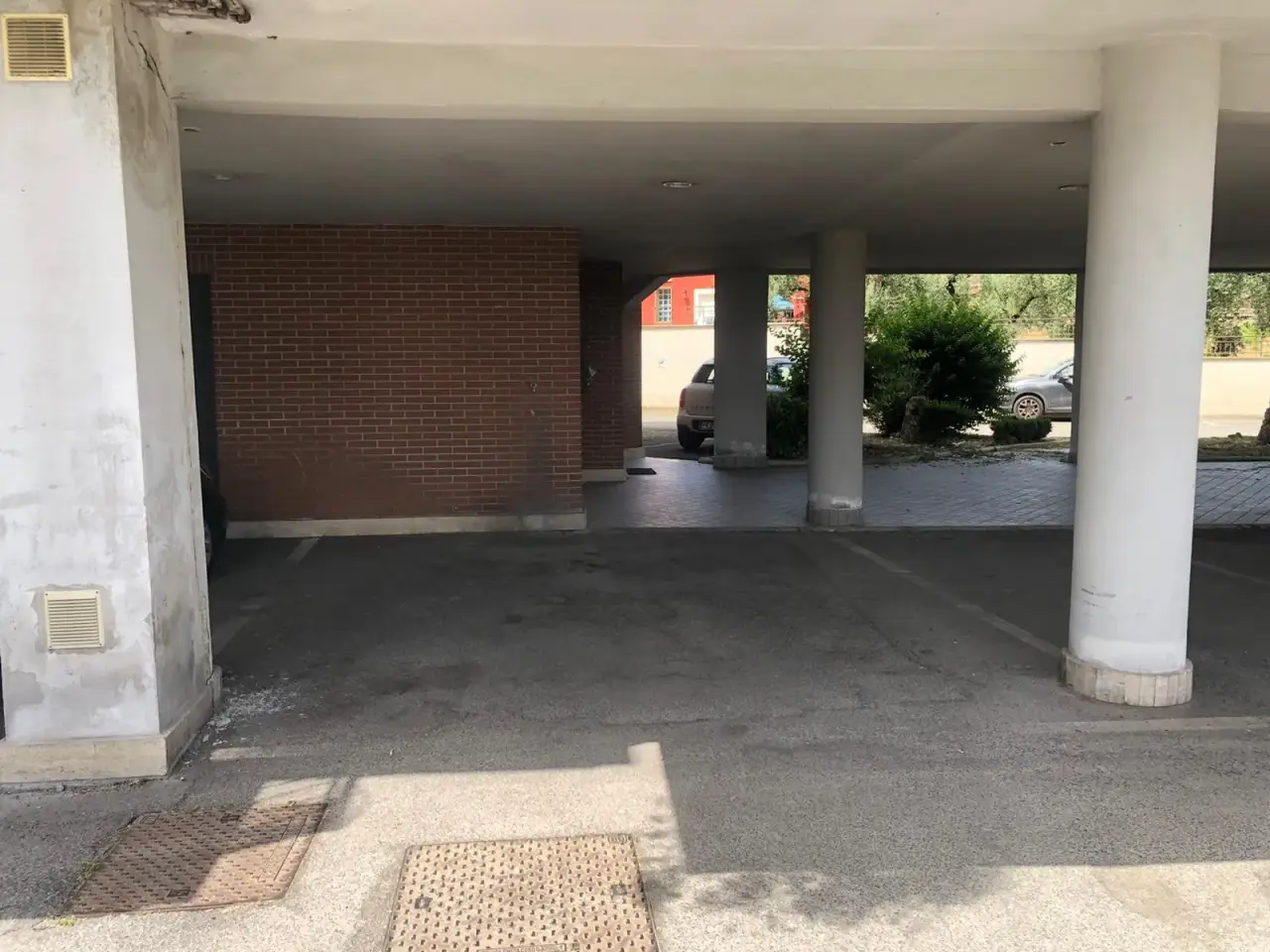 Parcheggio chiuso in Via Tiberina 155 a, Fiano Romano, {3} - Foto 1