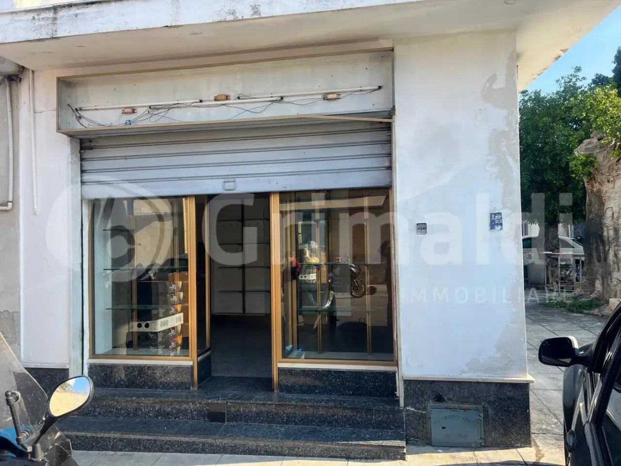 Negozio in Via del Vespro 158, Palermo, {3} - Foto 1