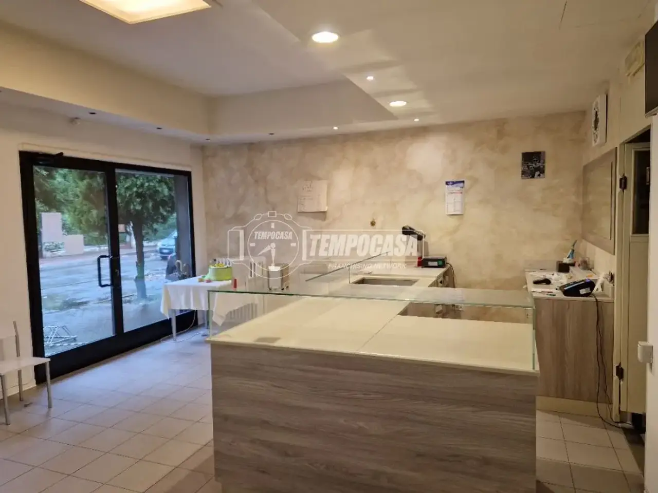 Negozio in Via Vincenzo Gianferrari, Reggio Emilia, {3} - Foto 1