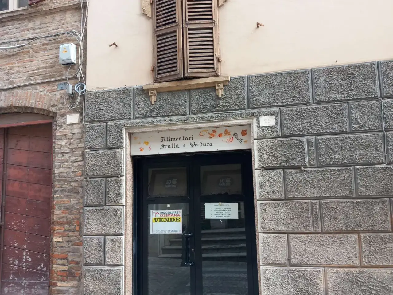 Negozio in , Osimo, {3} - Foto 1