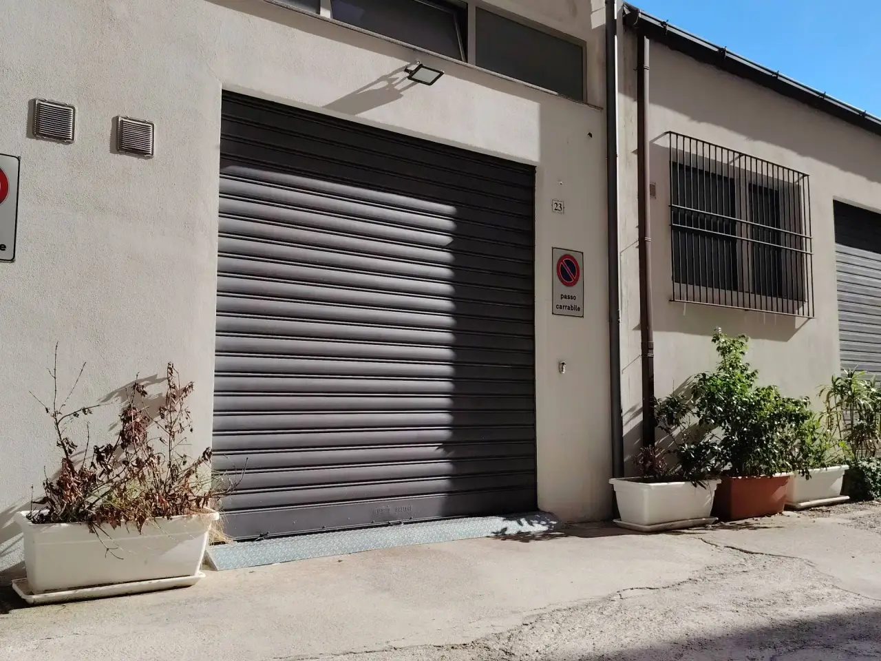 Magazzino in Via Maggiore Attilio Gasparro 23, Milazzo, {3} - Foto 2