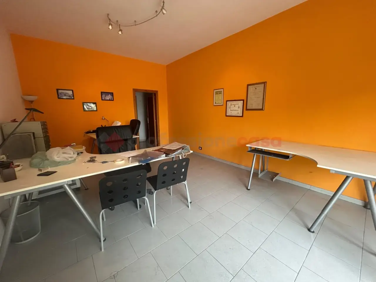 Ufficio in Via De Gasperi 23, Grottaglie, {3} - Foto 1