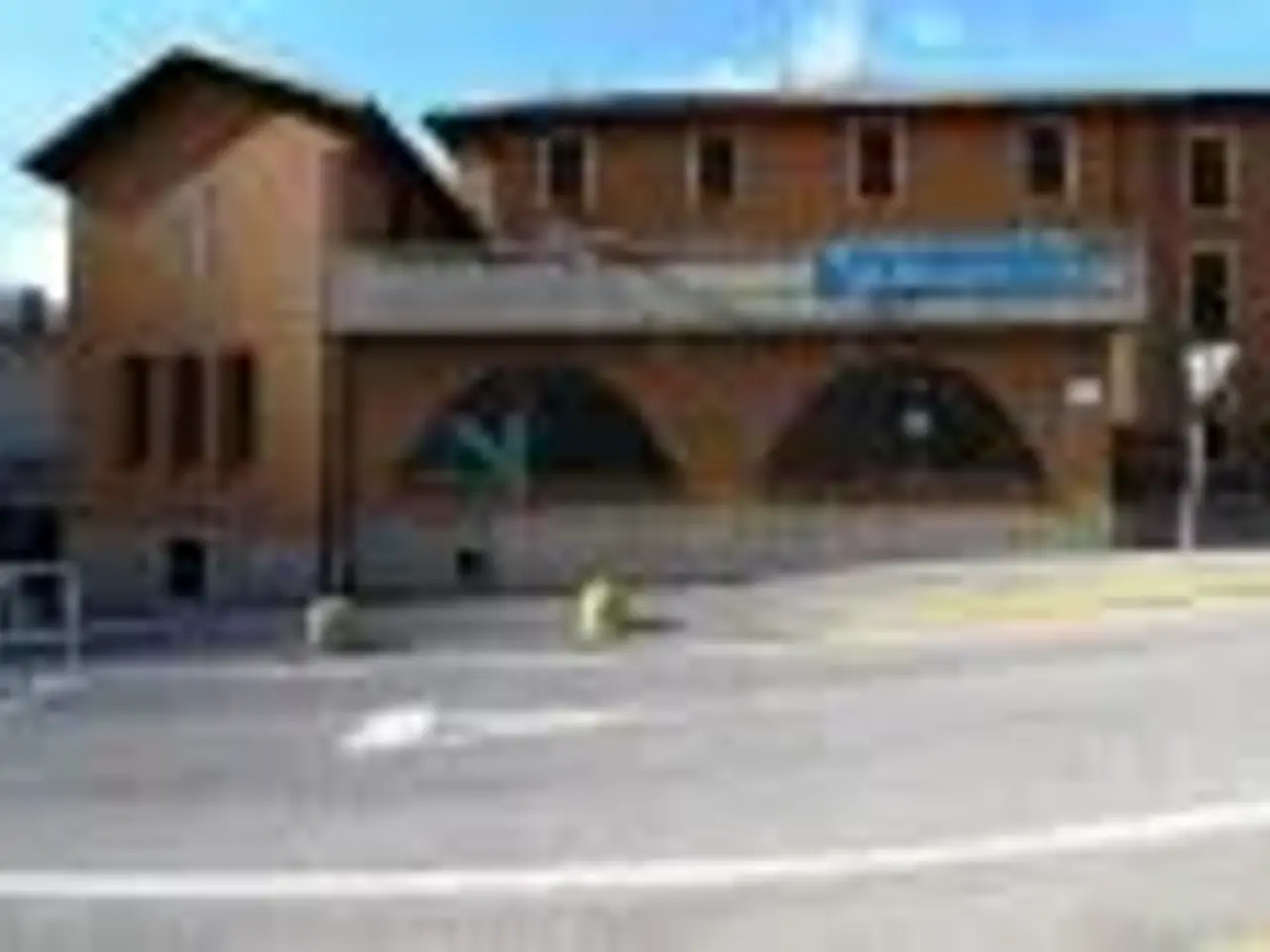 Locale commerciale in , Ponte Nossa, {3} - Foto 1