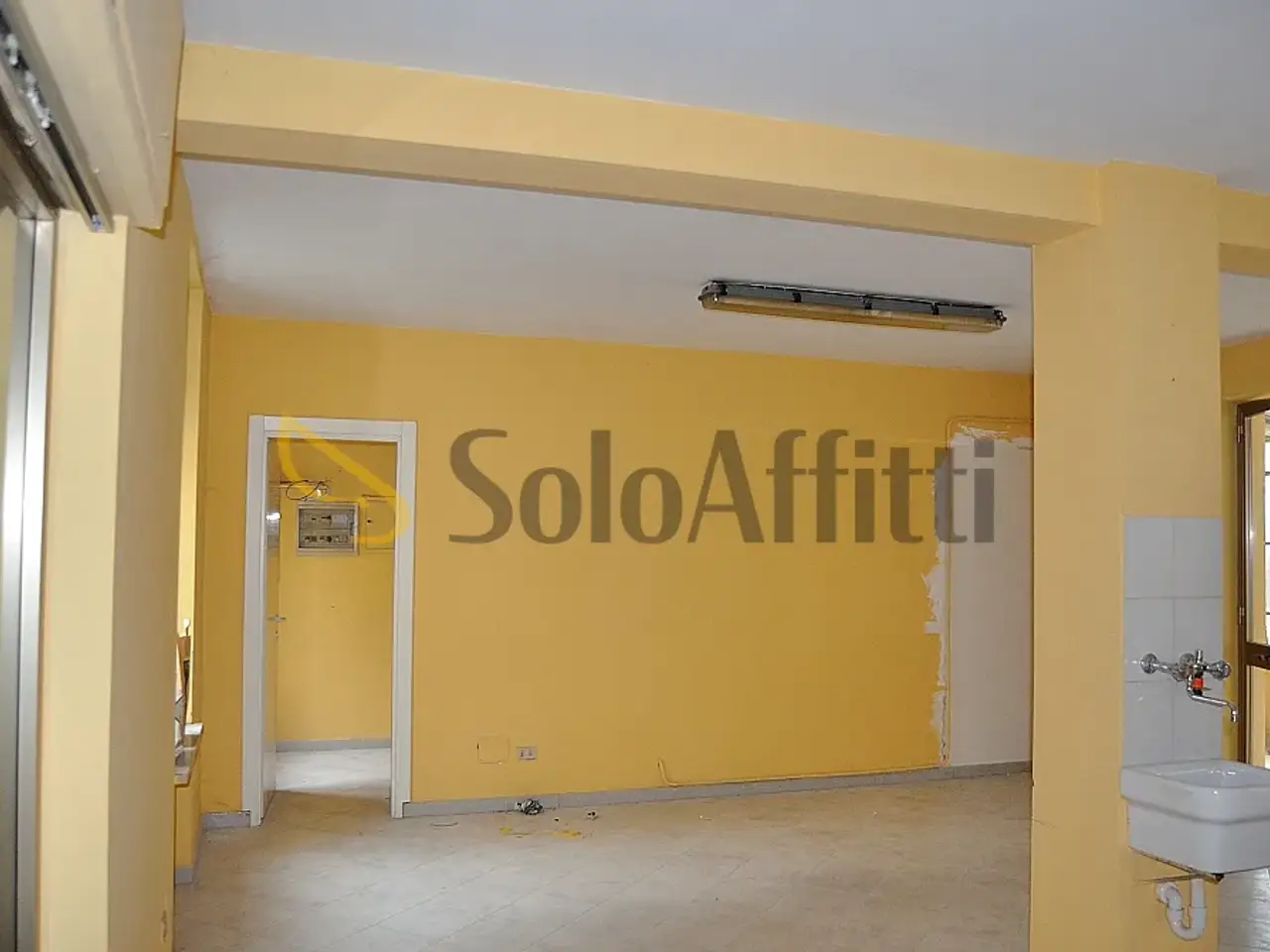 Negozio in Via Fratelli Rosselli 7, Settimo Torinese, {3} - Foto 2