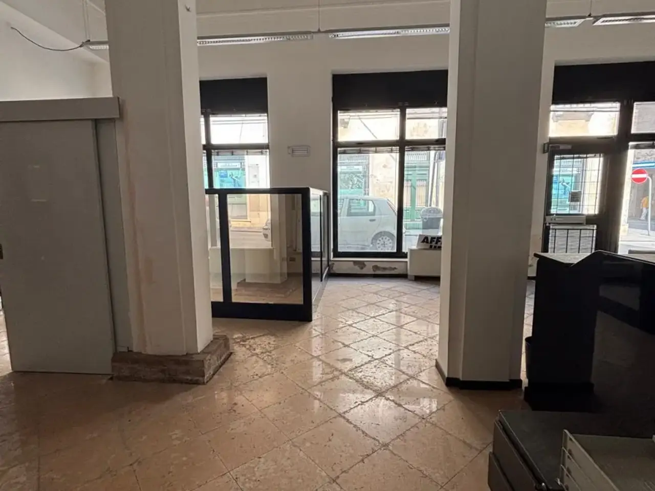 Esercizio commerciale in , Badia Polesine, {3} - Foto 2