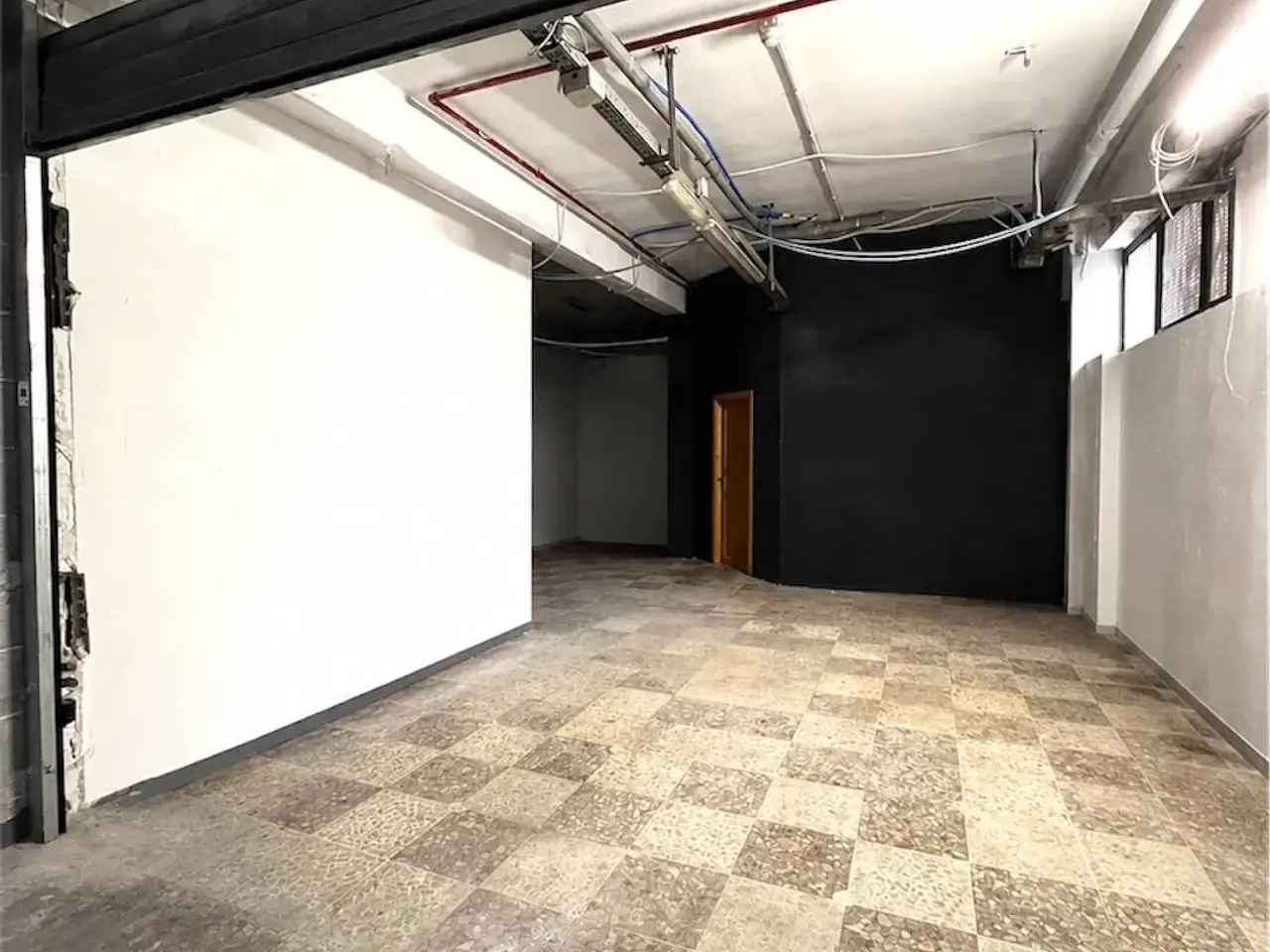 Magazzino in Via Luigi Gabelli 4, Guidonia Montecelio, {3} - Foto 1