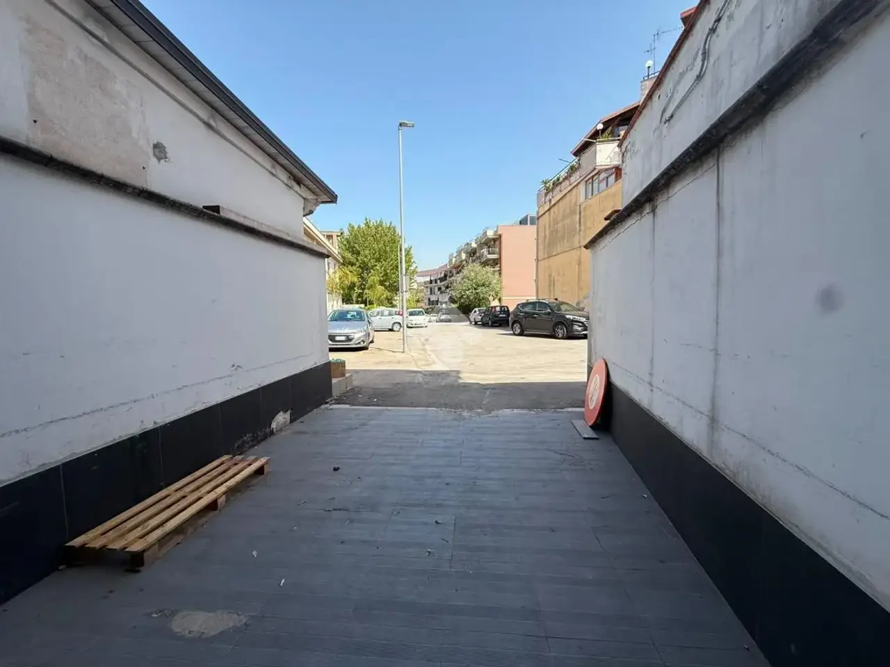 Magazzino in Via De Santis 8, Cercola, {3} - Foto 1
