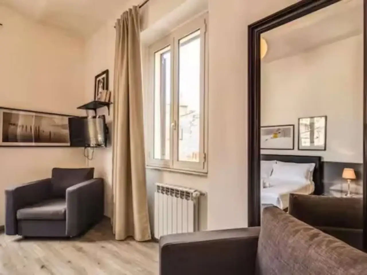 Bed & Breakfast in Vicolo delle Grotte 14, Roma, {3} - Foto 2