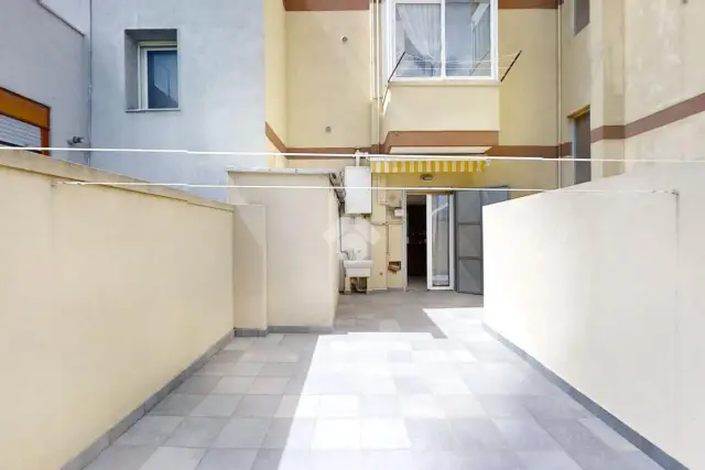 4-room flat in Via Emilia 3, Brindisi - Photo 1