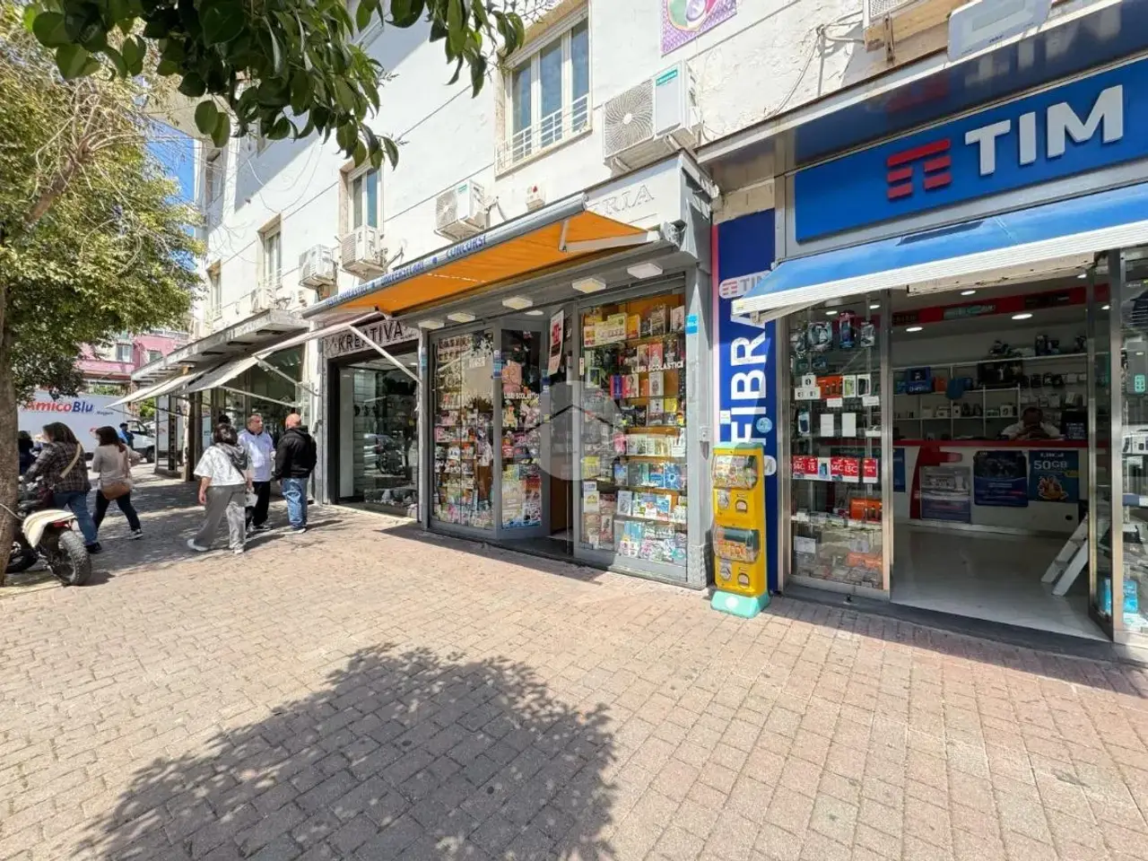 Negozio in Via dell'Epomeo 106, Napoli, {3} - Foto 2