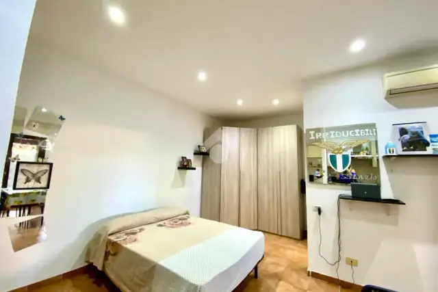 One-room flat in Viale della Repubblica 280, Marino - Photo 1