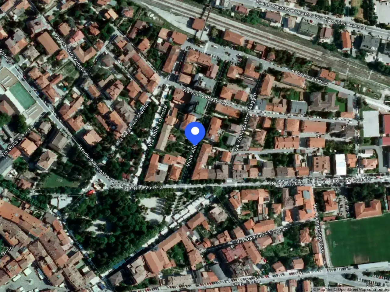 Albergo in Viale Aldo Moro 18 18, Tagliacozzo, {3} - Foto 2
