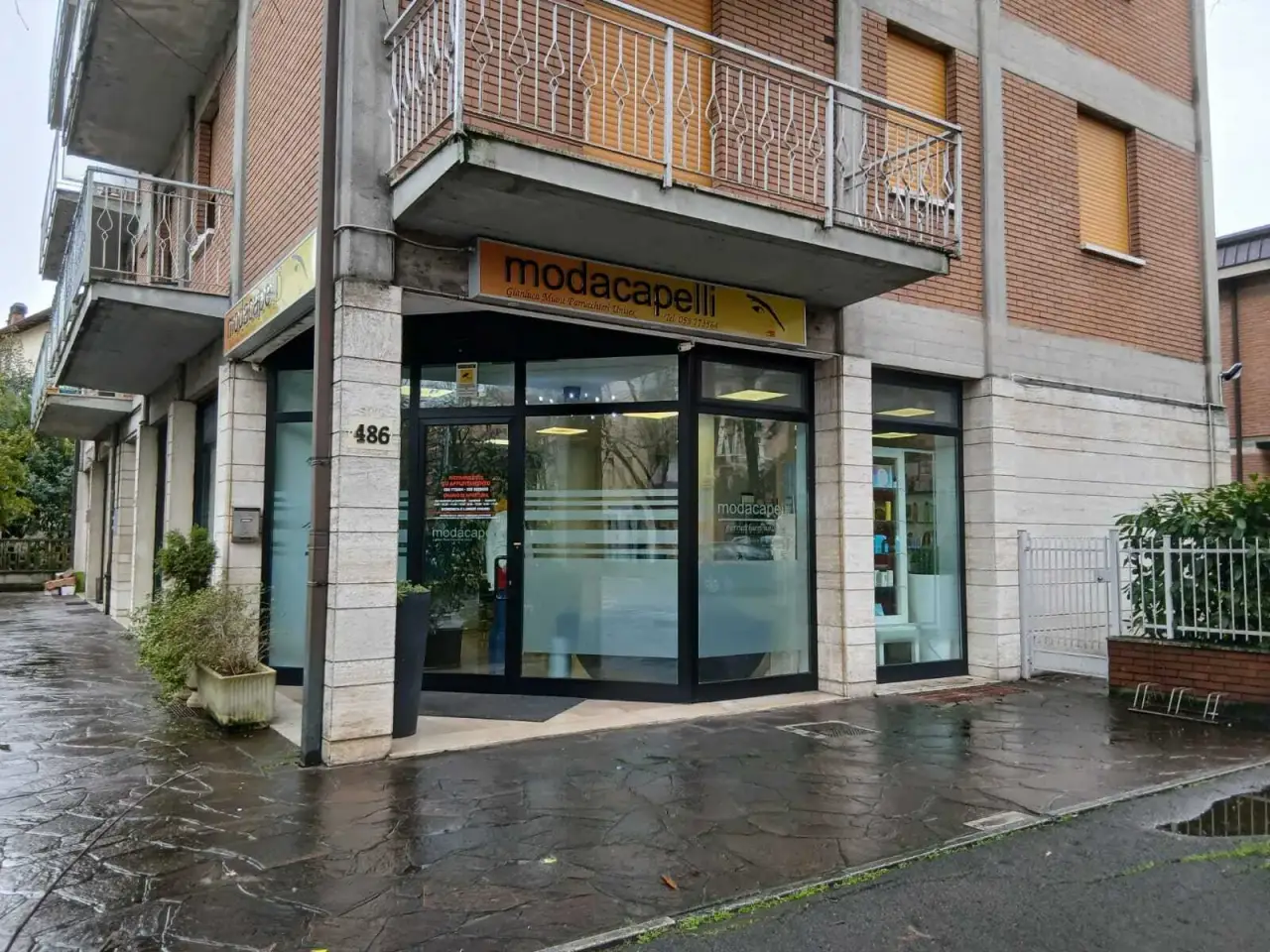 Negozio in Via della Pace 486, Vignola, {3} - Foto 2