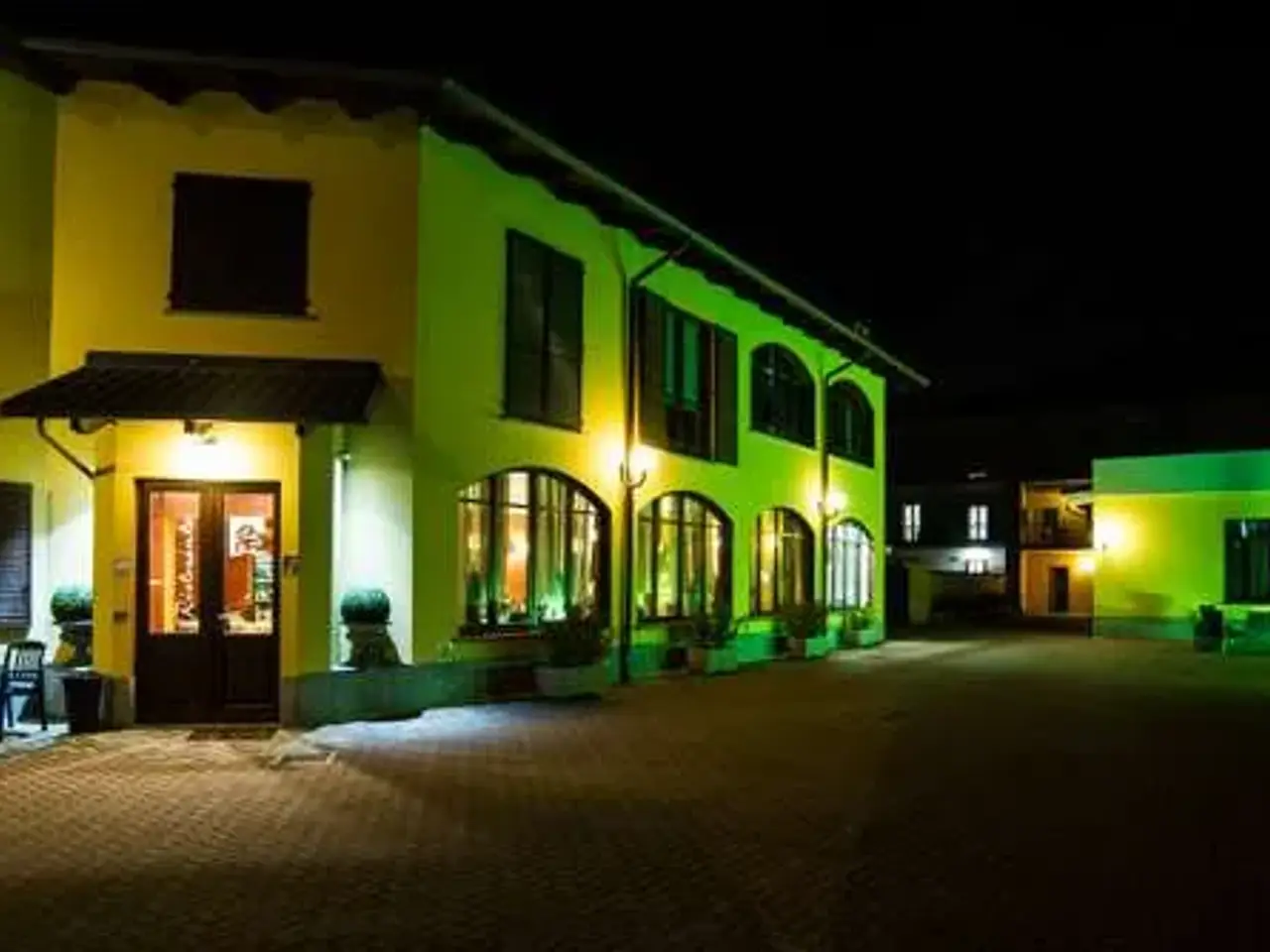 Ristorante in Via Indipendenza  27, Poirino, {3} - Foto 1