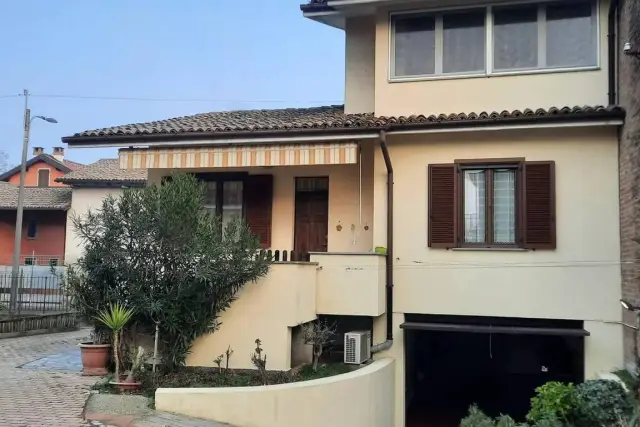 Villa in Via Piemonte S.N.C., Voghera - Foto 1