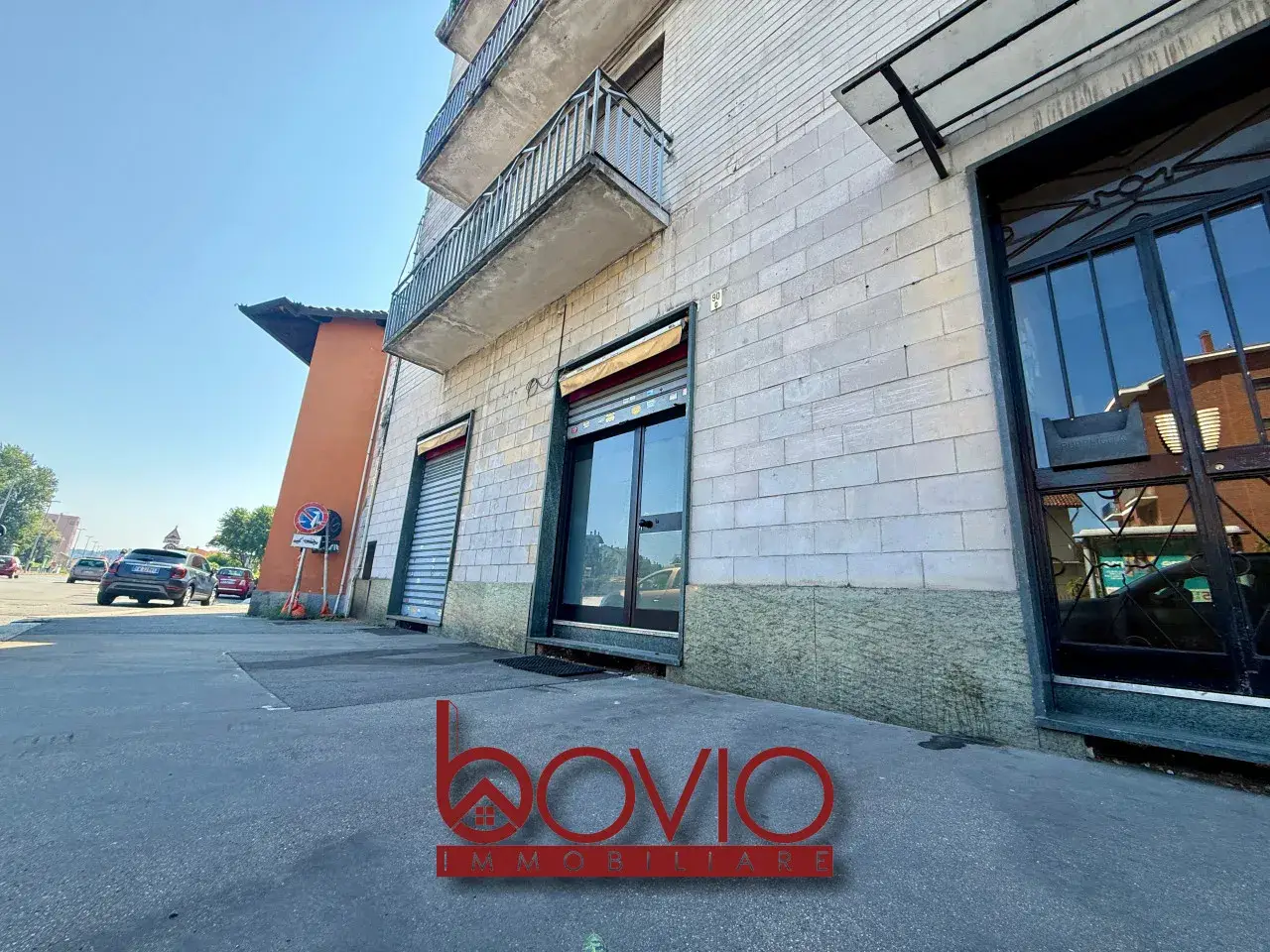 Negozio in Strada San Mauro N°90, Torino, {3} - Foto 1