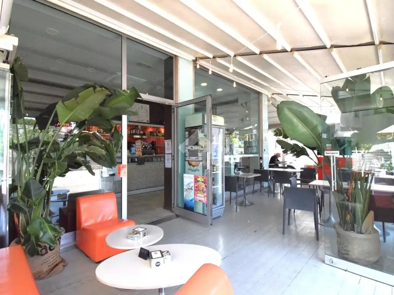 Negozio in Viale dei Mille 11, Riccione, {3} - Foto 2