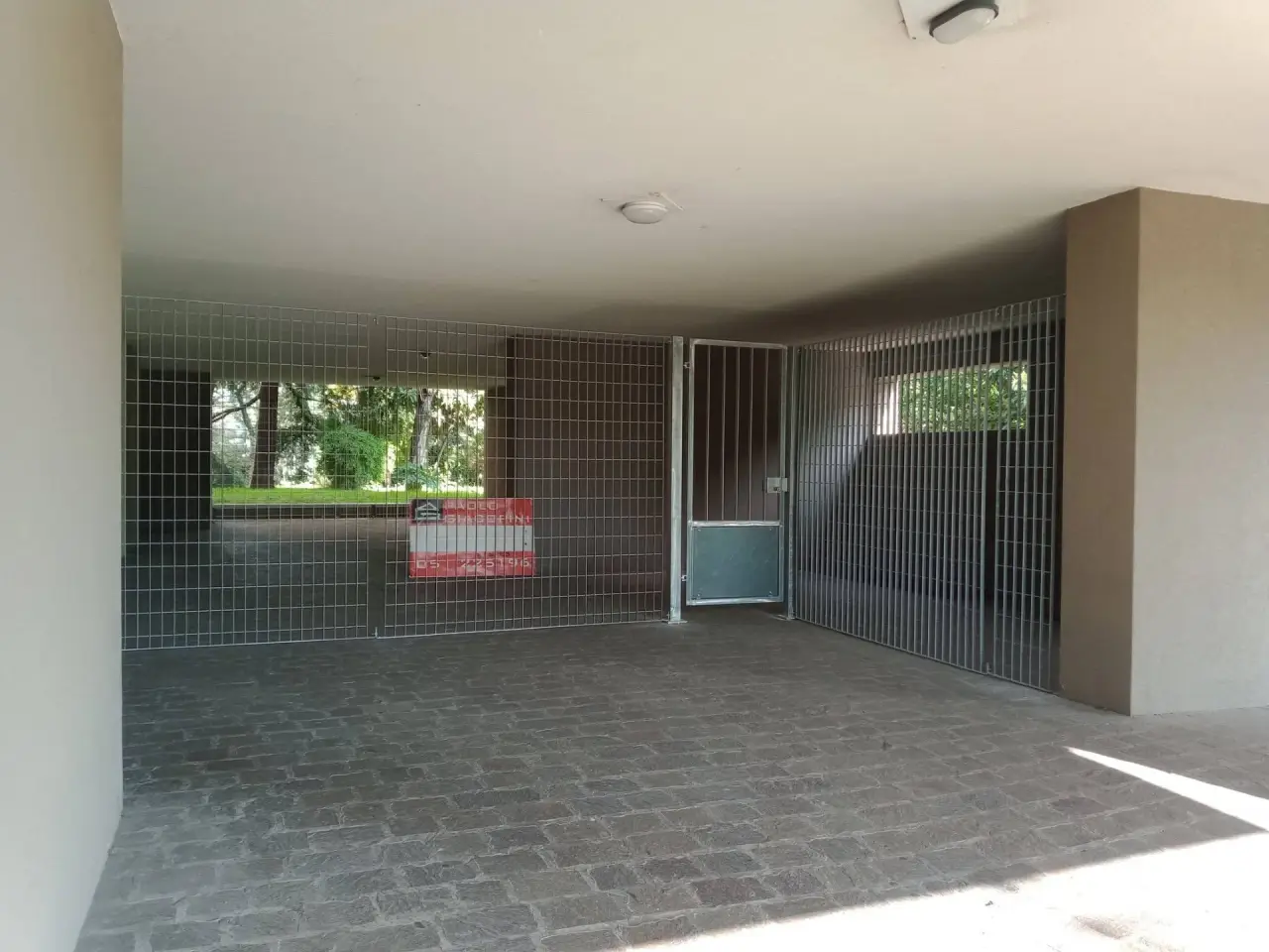 Magazzino in Via Fossolo 34, Bologna, {3} - Foto 1