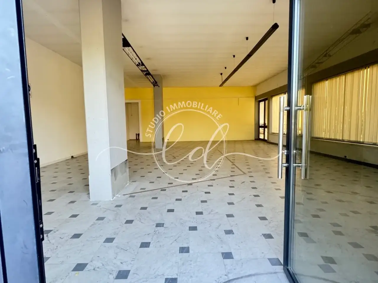 Capannone in , Pietrasanta, {3} - Foto 2