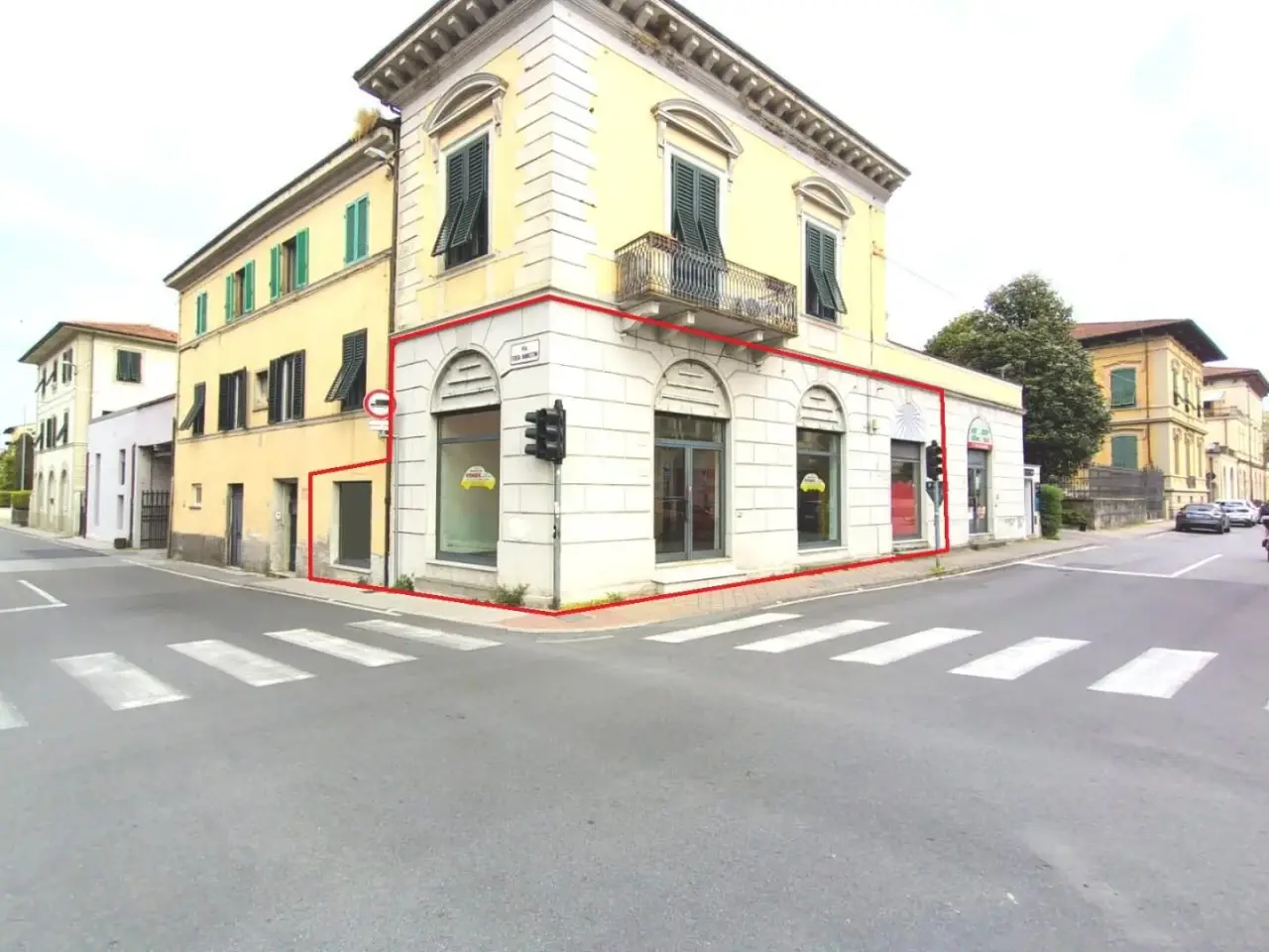 Locale commerciale in Le S. Concordio 156, Lucca, {3} - Foto 1