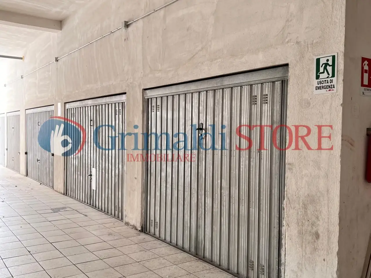 Parcheggio chiuso in Via Ettore d'Amore 16, Lecce, {3} - Foto 2