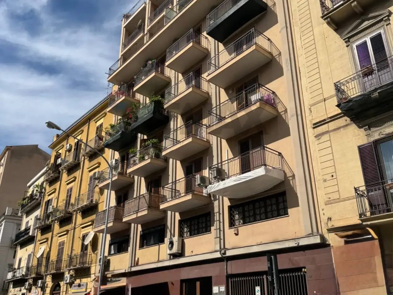 Ufficio in Via Volturno 31, Palermo, {3} - Foto 1