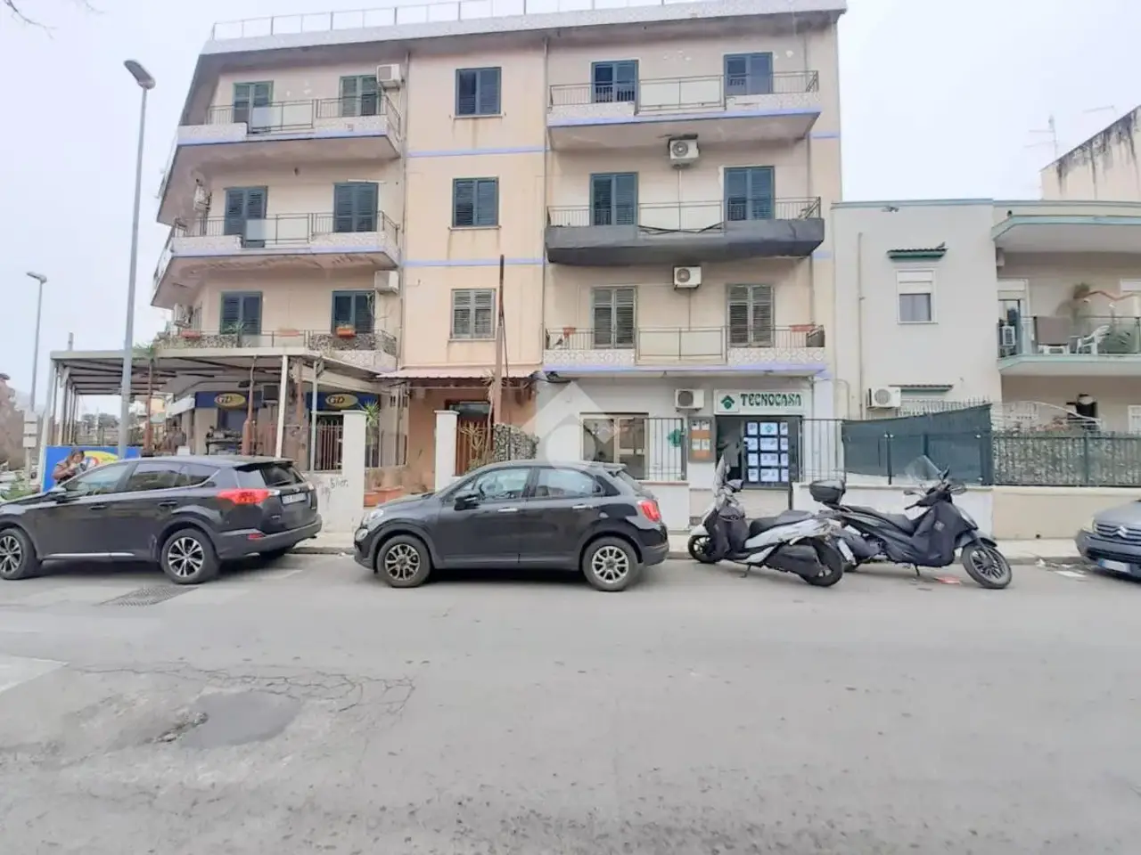 Negozio in Via Roccazzo 36, Palermo, {3} - Foto 2