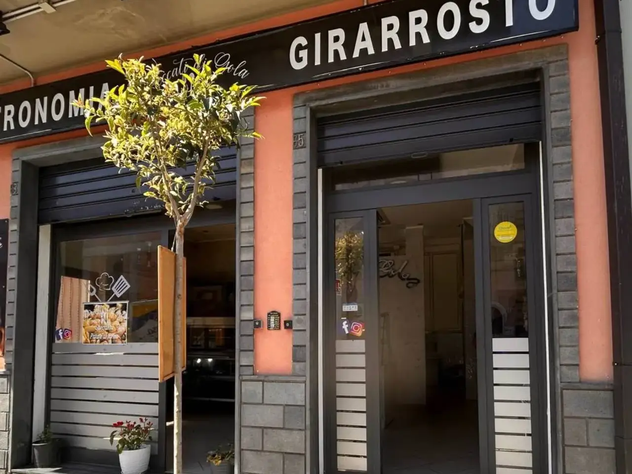 Locale commerciale in Via Matteotti 63, Misterbianco, {3} - Foto 1