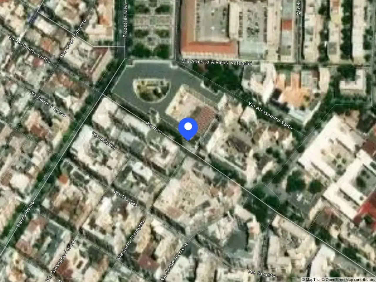 Fabbricato misto in Loc. Pila E Croce, Via Bari, 22 22, Foggia, {3} - Foto 1