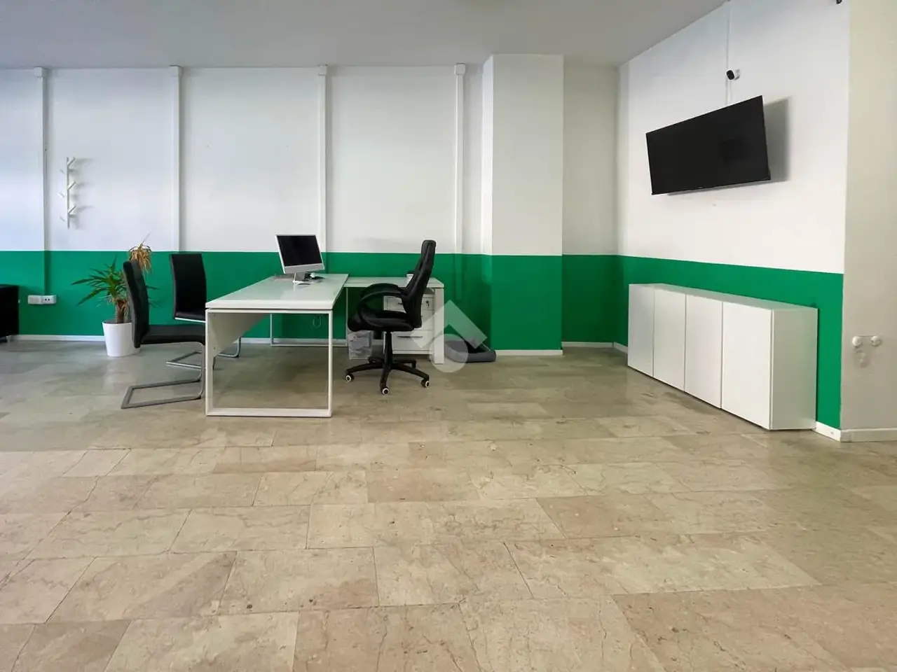 Negozio in Viale Sant'Eufemia 94, Brescia, {3} - Foto 1