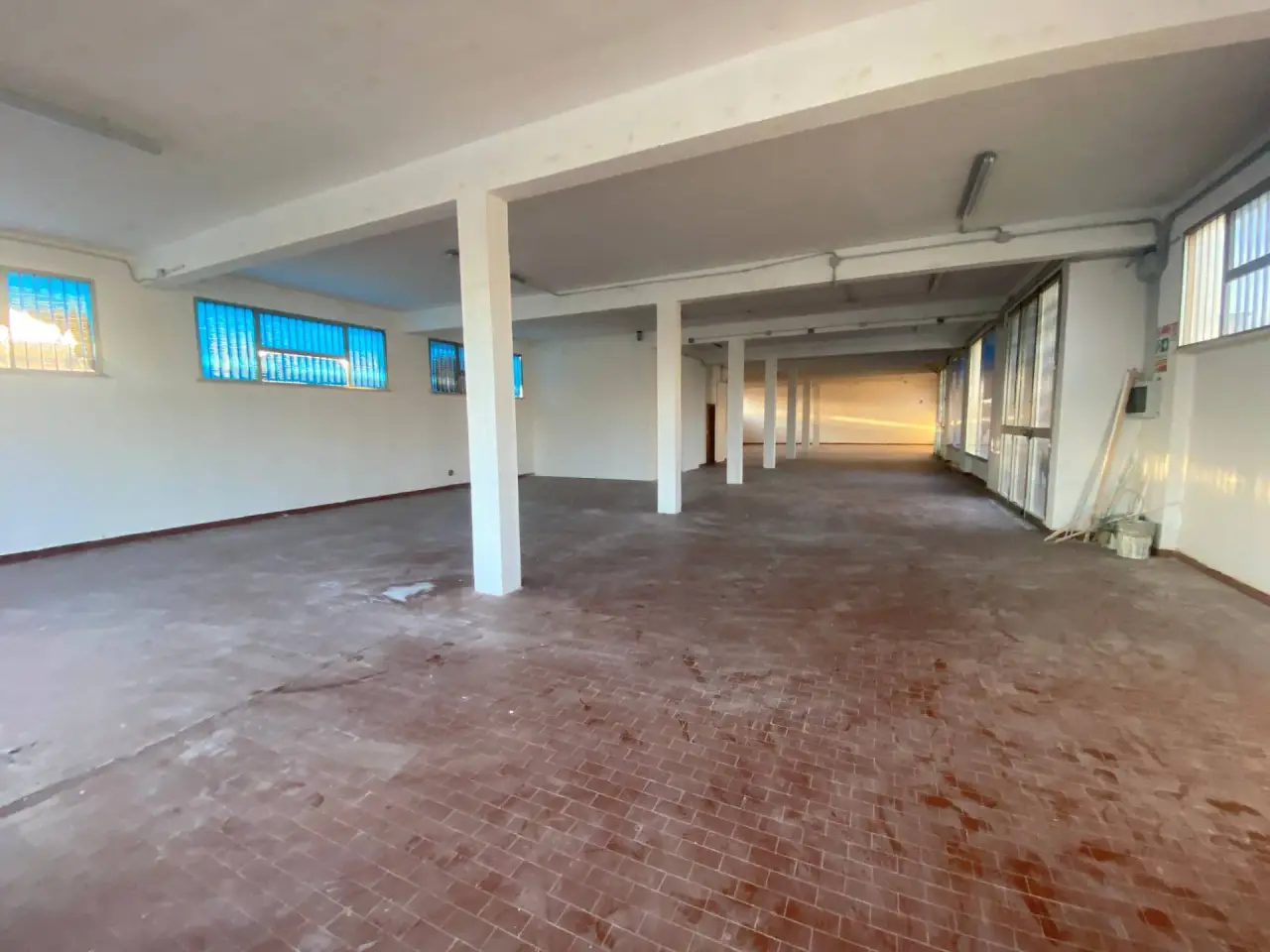 Esercizio commerciale in Via Provinciale Vicarese 12, Vicopisano, {3} - Foto 1