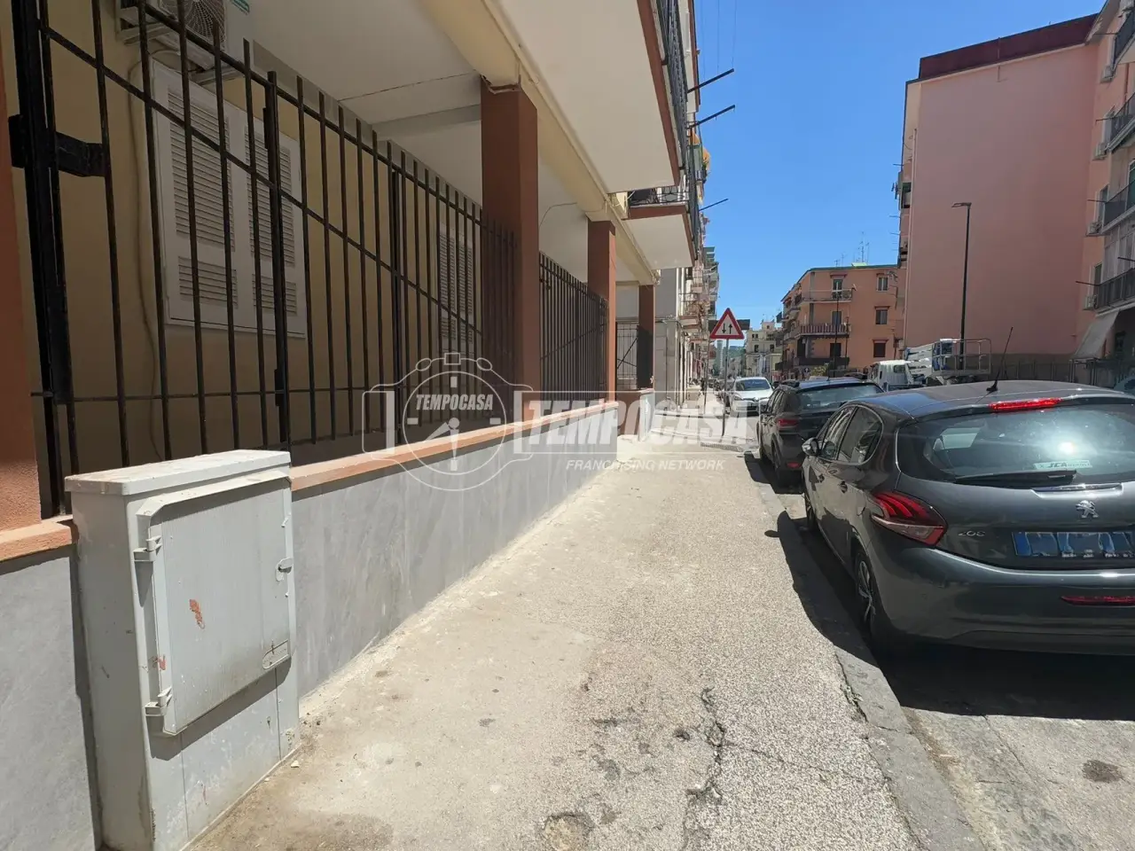Negozio in Via Eurialo, Napoli, {3} - Foto 1