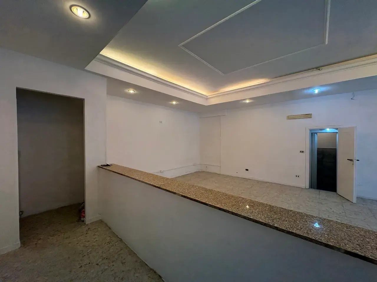 Abbigliamento in Via dei Mille 18, Monterotondo, {3} - Foto 1