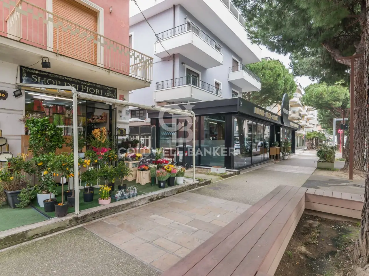 Negozio in Viale Verdi 36, Riccione, {3} - Foto 1
