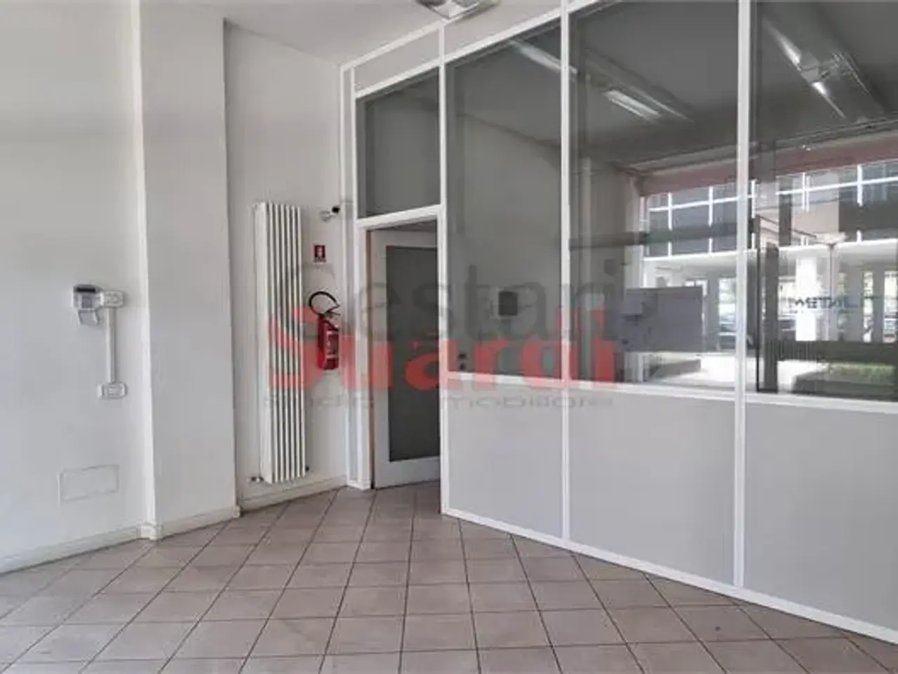Negozio in Rovereto (Centro Ovest), Rovereto, {3} - Foto 2