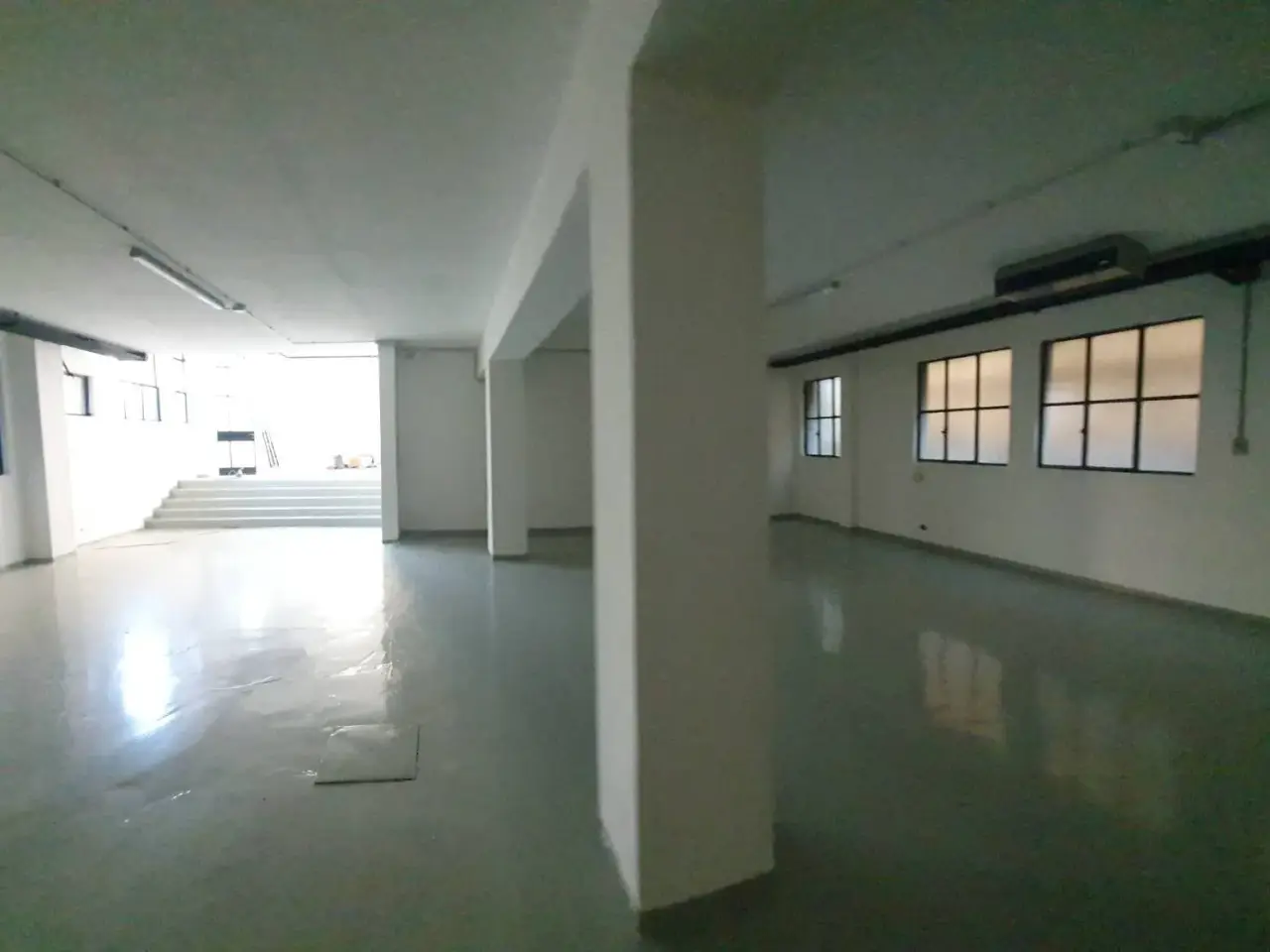 Magazzino in Via Nazionale dei Giovi, Cesano Maderno, {3} - Foto 2