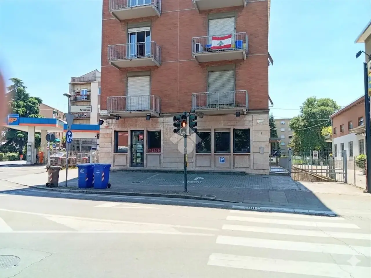 Negozio in Str. Montanara 2, Parma, {3} - Foto 2