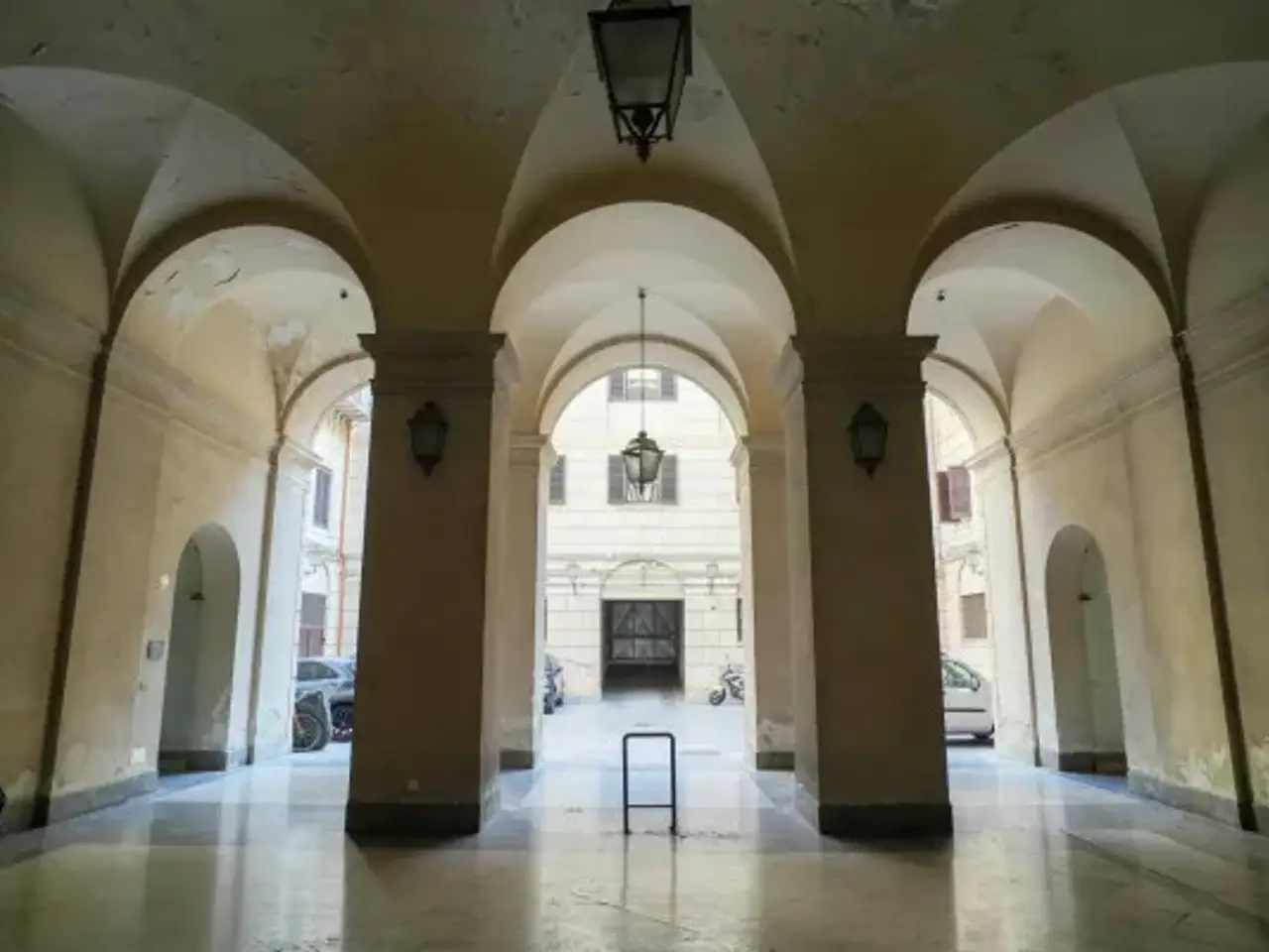 Ufficio in Via Vittorio Emanuele 188, Palermo, {3} - Foto 2