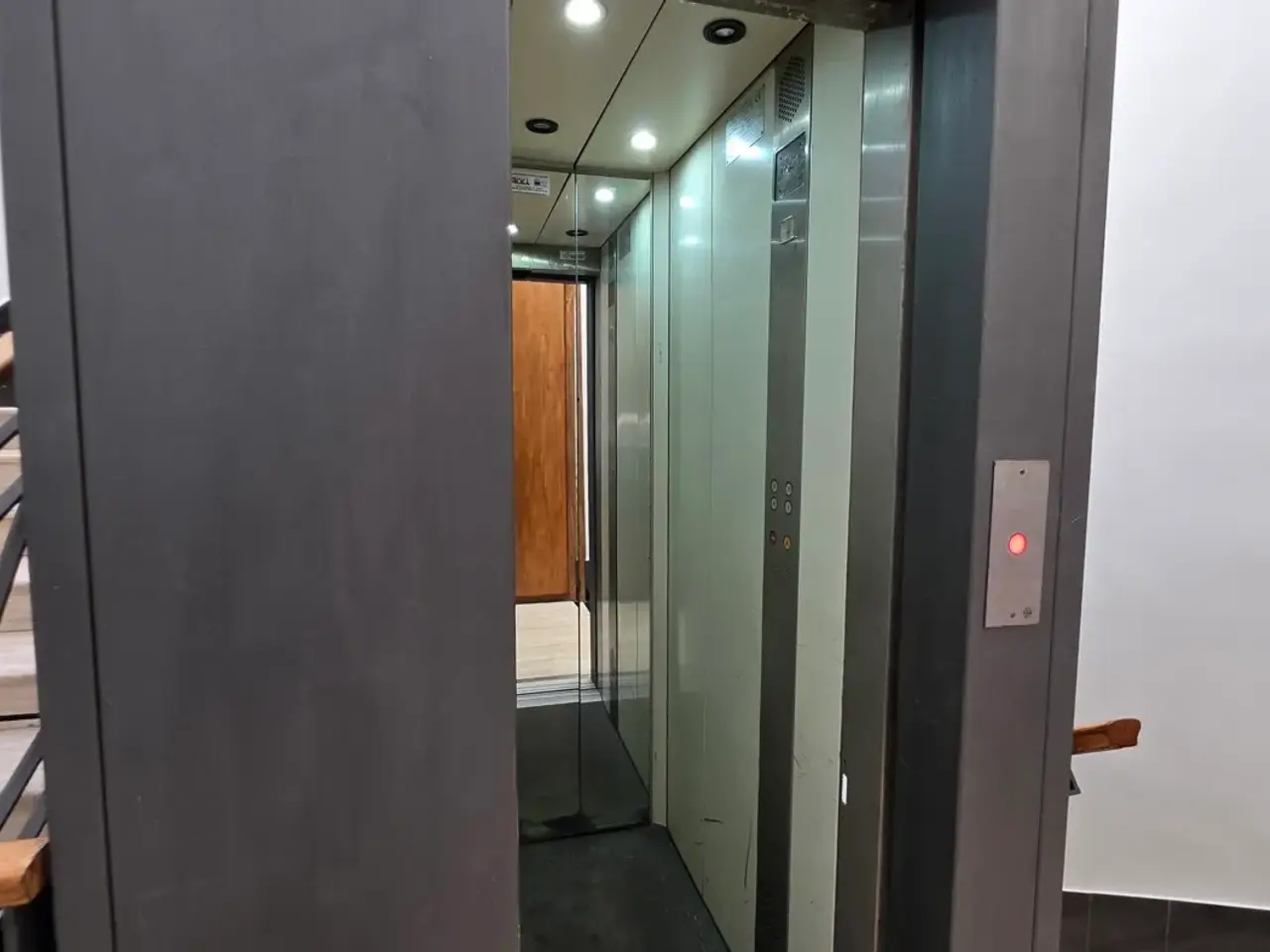 Ufficio in Corso Trieste 158, Caserta, {3} - Foto 2