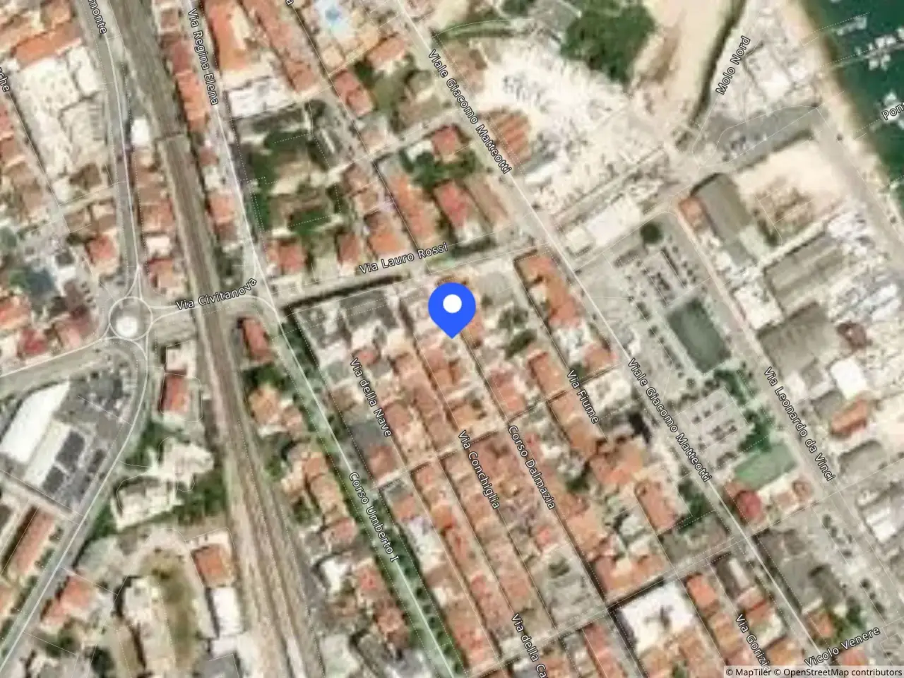 Garage in Corso Dalmazia, 170 170, Civitanova Marche, {3} - Foto 2